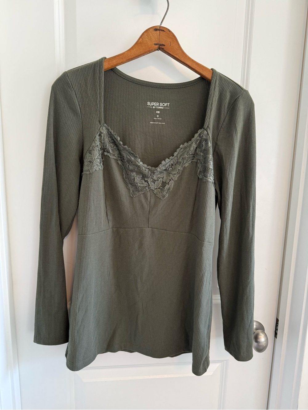 Torrid Green Lace-Trim Long Sleeve Top
